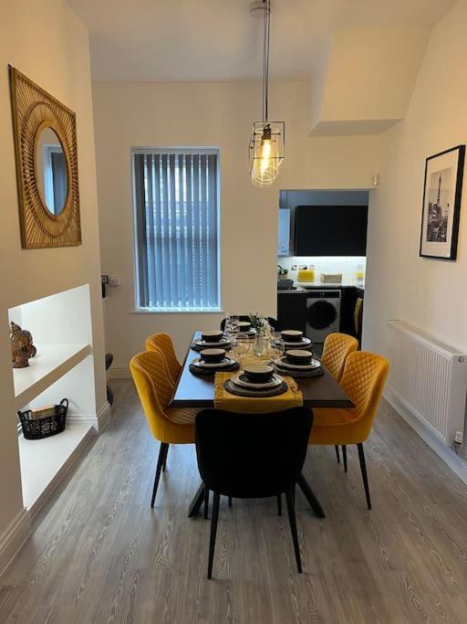 Brand New Stunning Family House Βίλα Μπλάκπουλ Εξωτερικό φωτογραφία